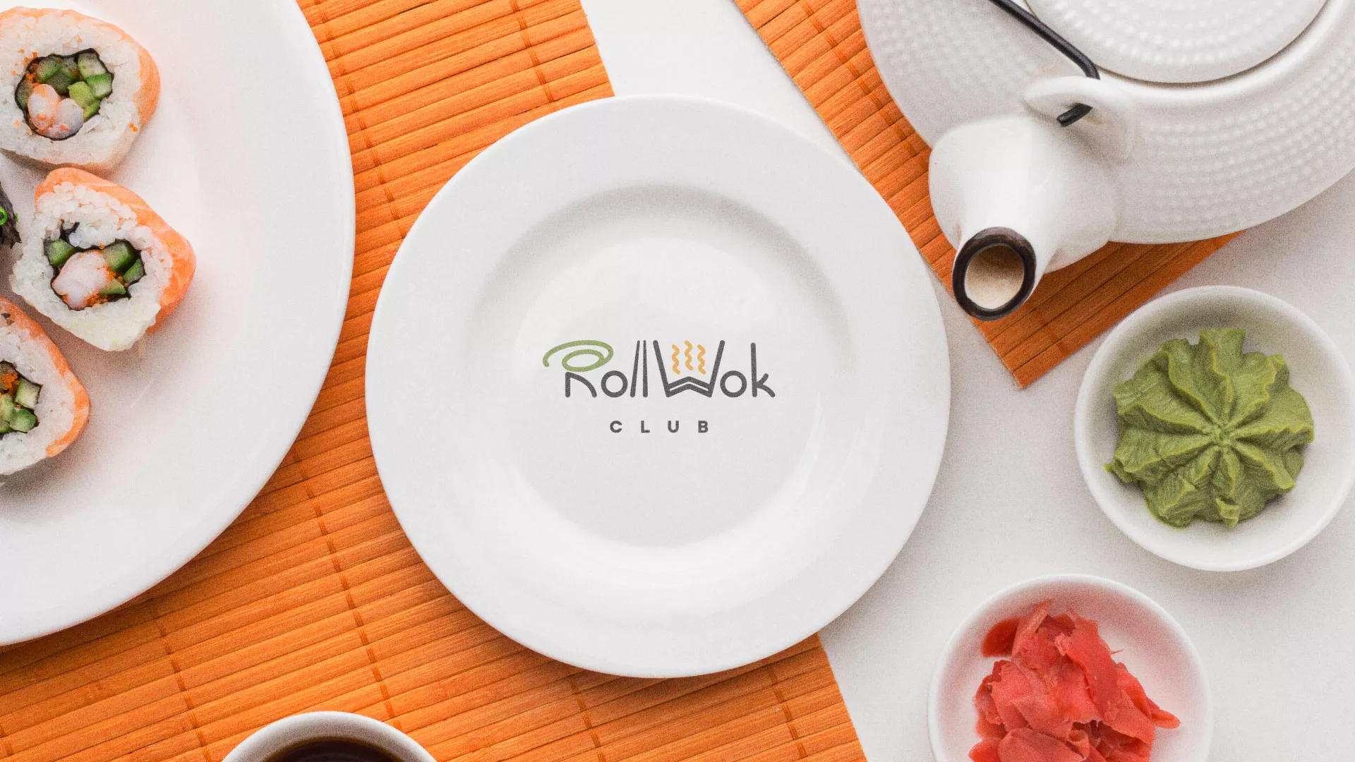 Разработка логотипа и фирменного стиля в Заинске для суши-бара «Roll Wok Club» Разработка логотипа и фирменного стиля в Заинске для суши-бара «Roll Wok Club»